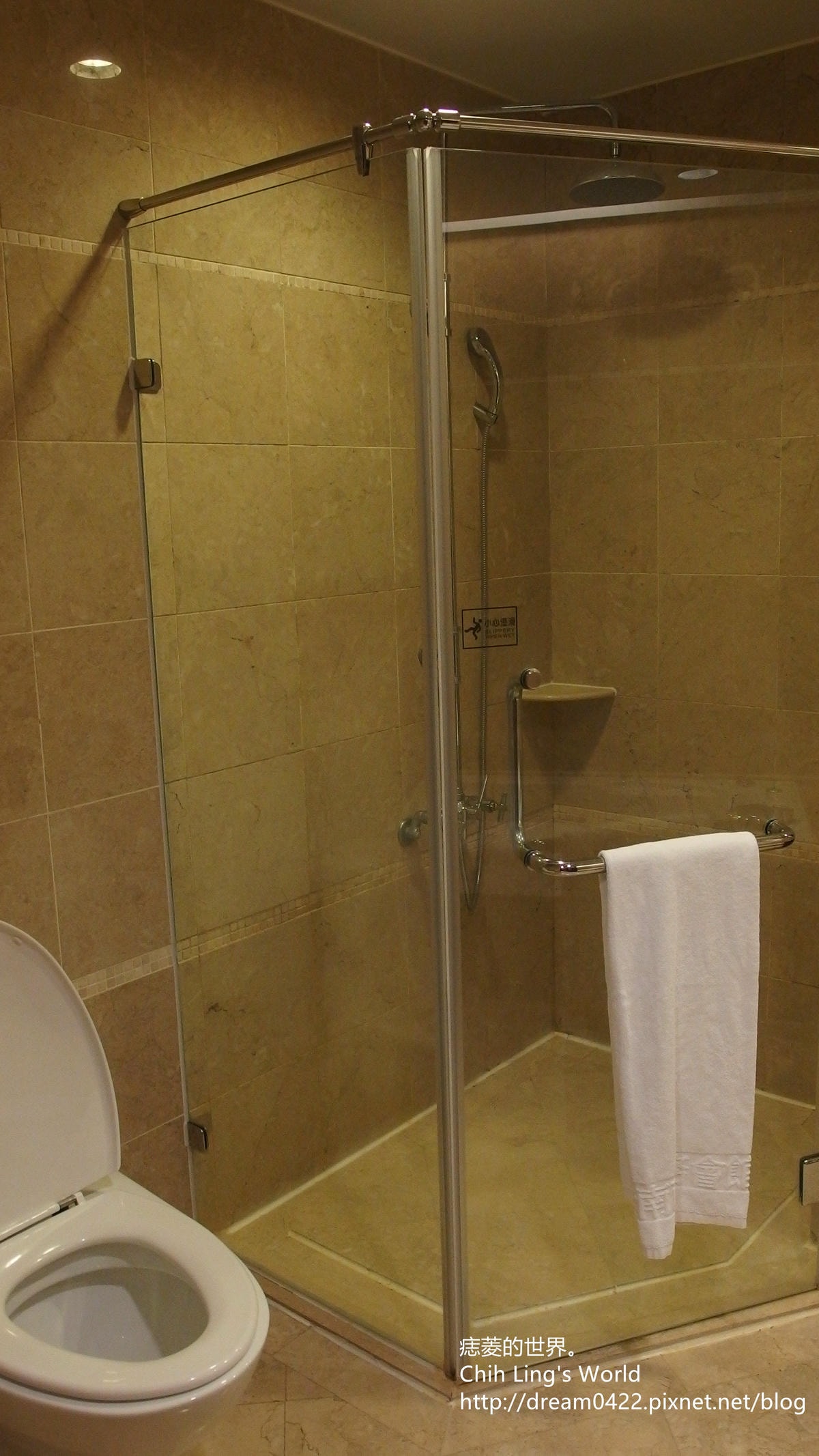 20251113-po9kn 20251113-po9kn