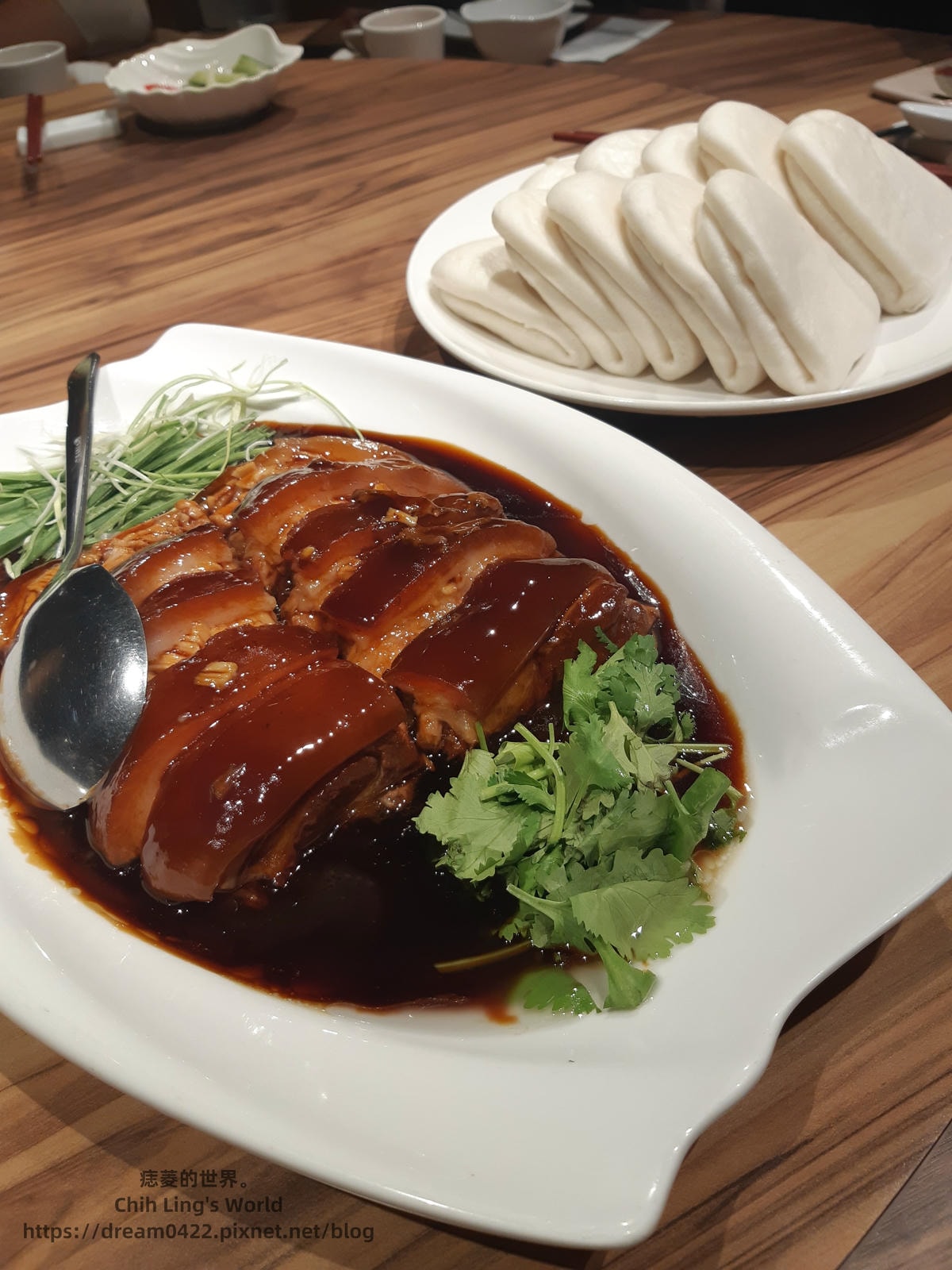 20251113-uh7aq 20251113-uh7aq