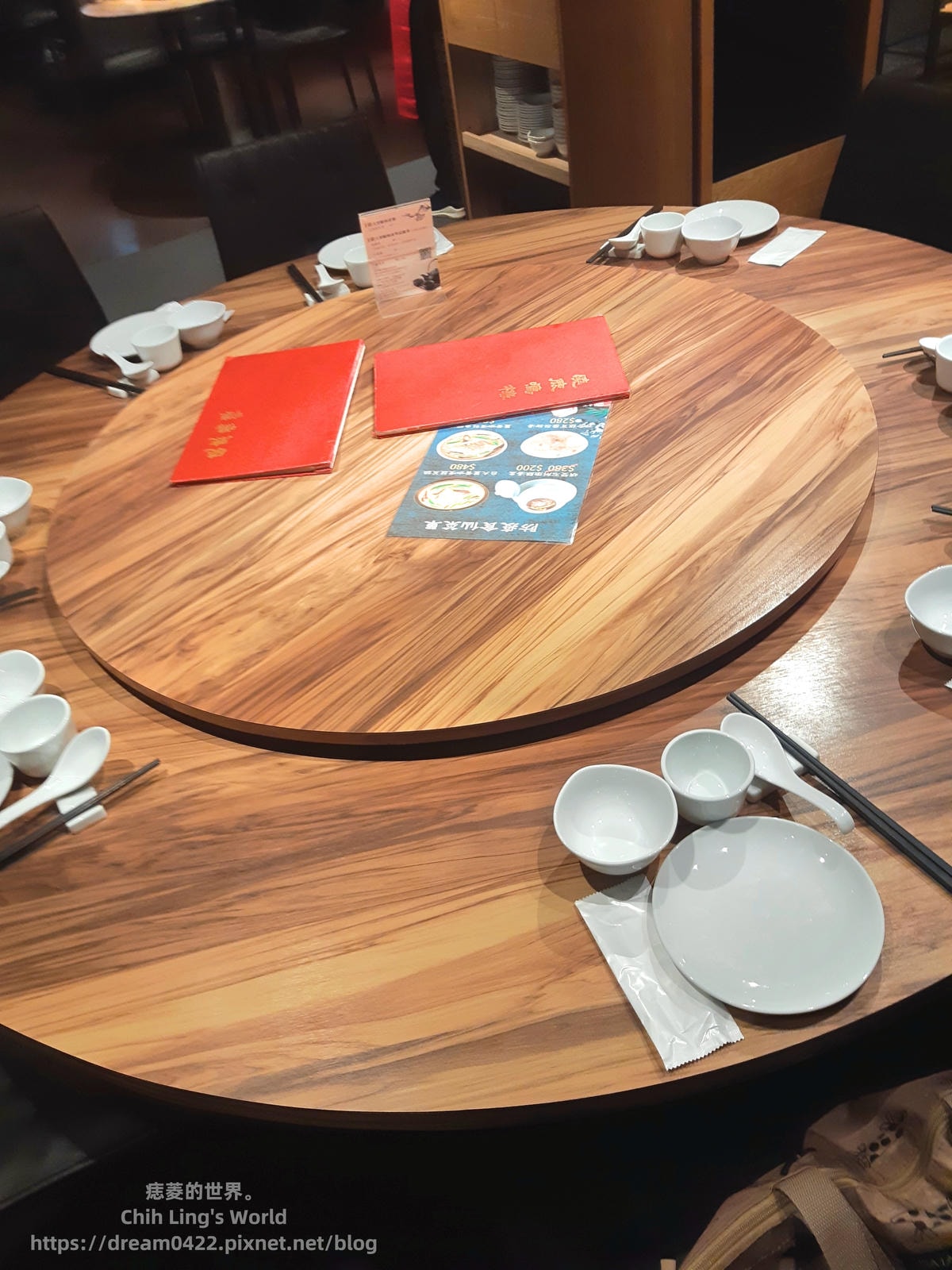 20251113-v0158 20251113-v0158