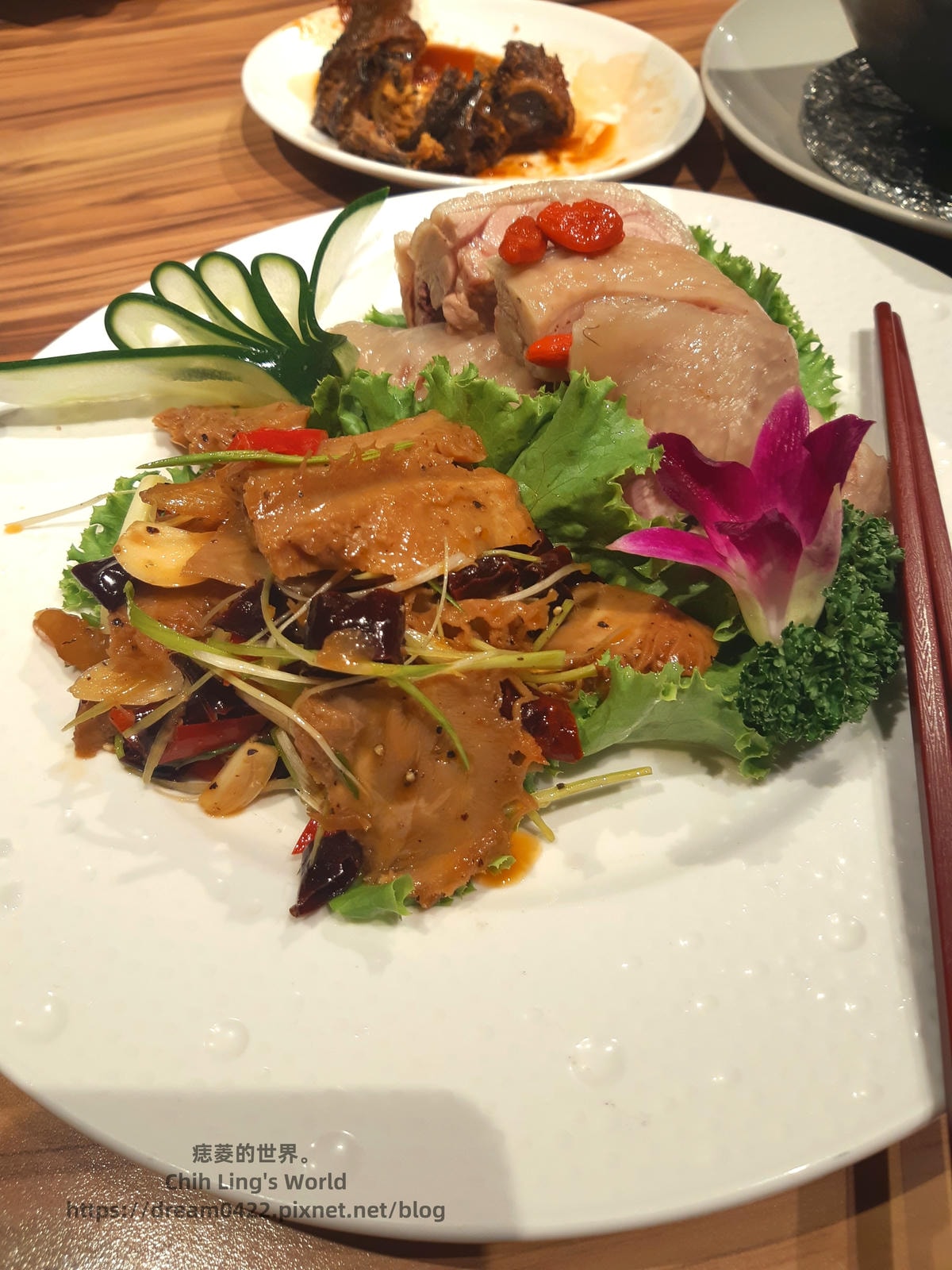 20251113-ytnh6 20251113-ytnh6