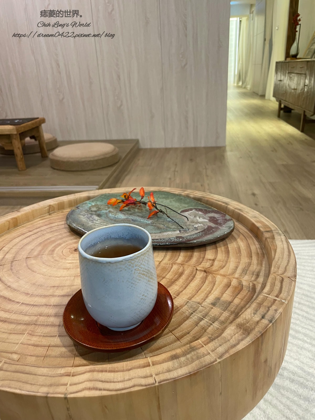 20251113-sjy6i 20251113-sjy6i