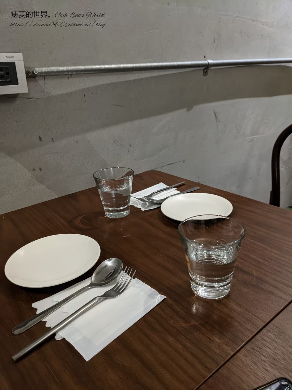 20251113-0w1p8 20251113-0w1p8