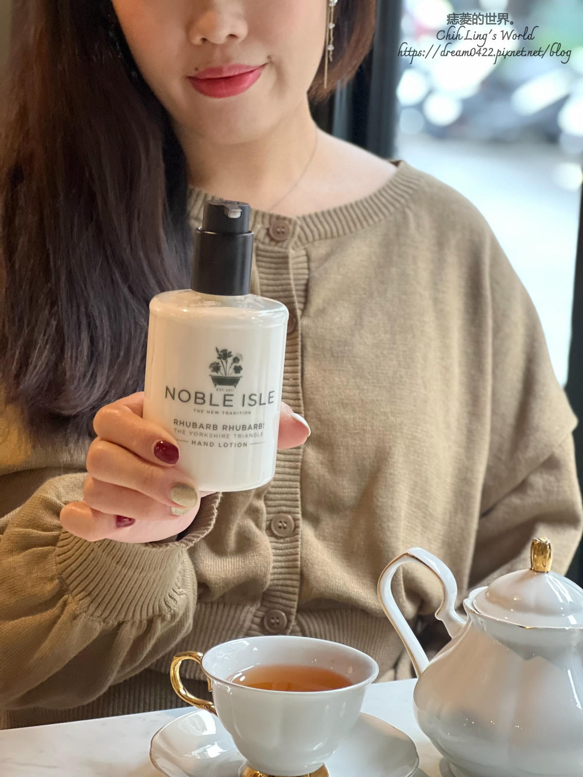 20251113-47fwm 20251113-47fwm