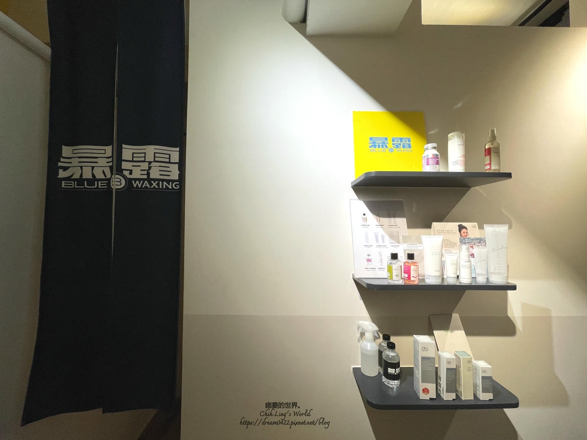 20251113-4xnj4 20251113-4xnj4