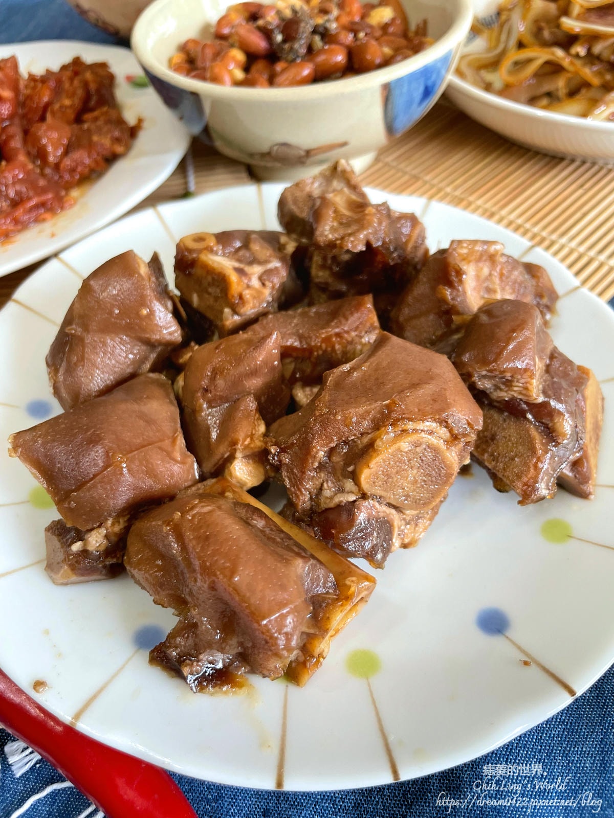 20251113-kxhb6 20251113-kxhb6