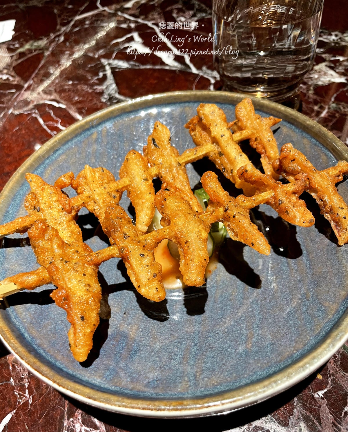 20251113-th6qt 20251113-th6qt