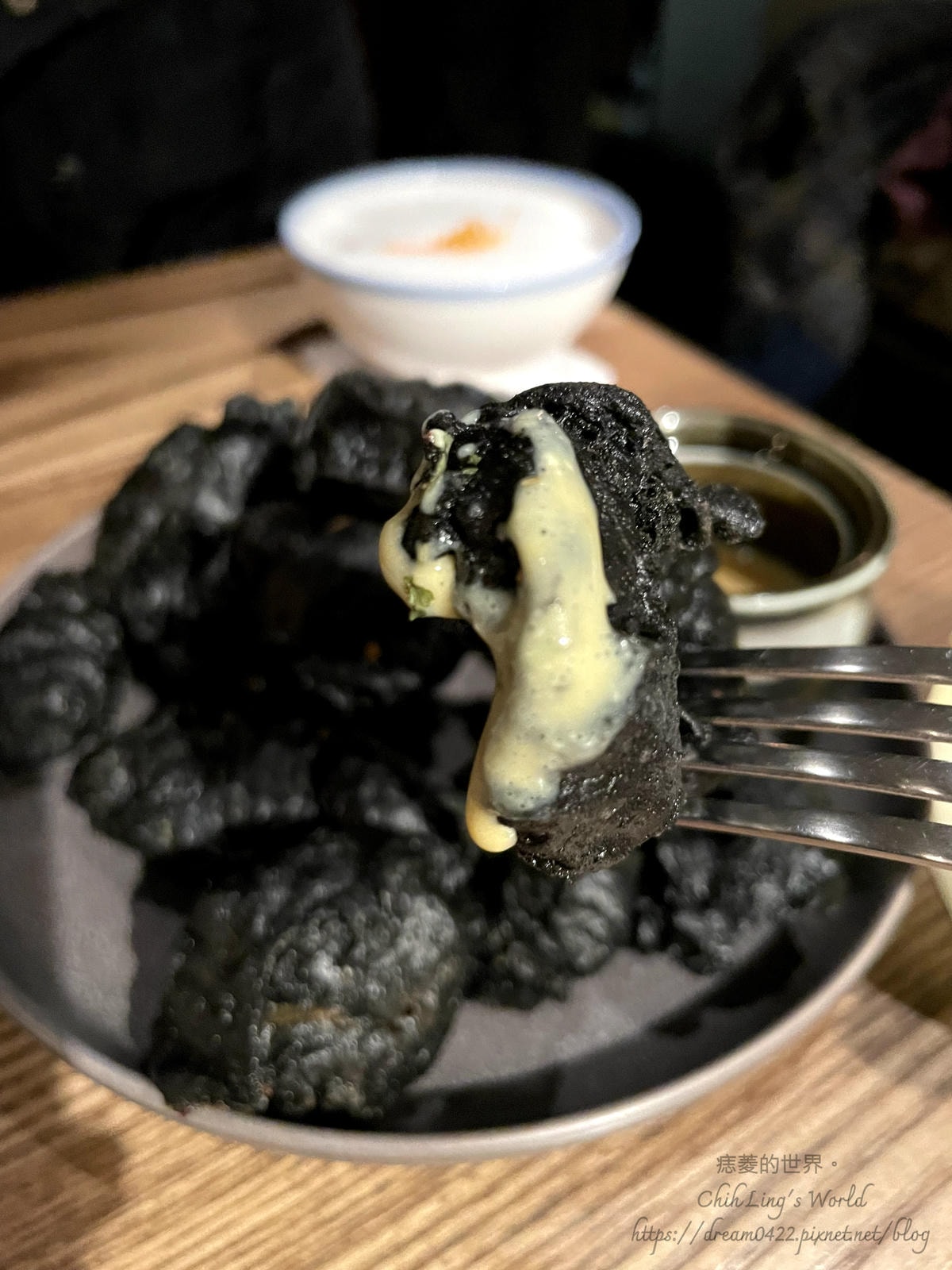 20251113-uq799 20251113-uq799