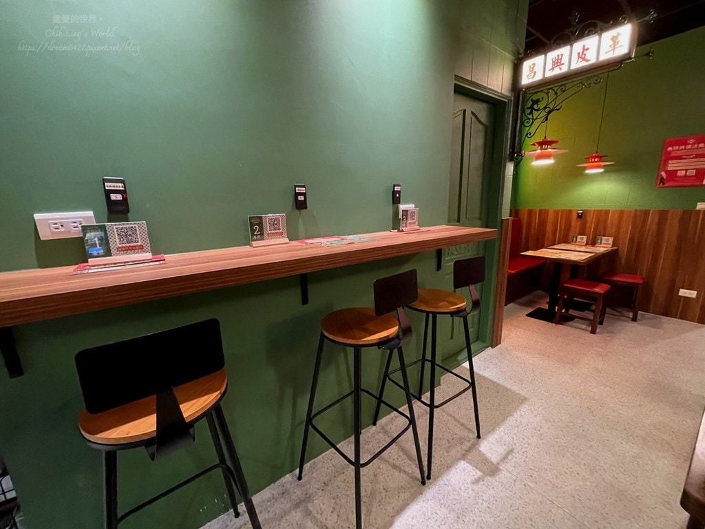 20251113-m85lr 20251113-m85lr