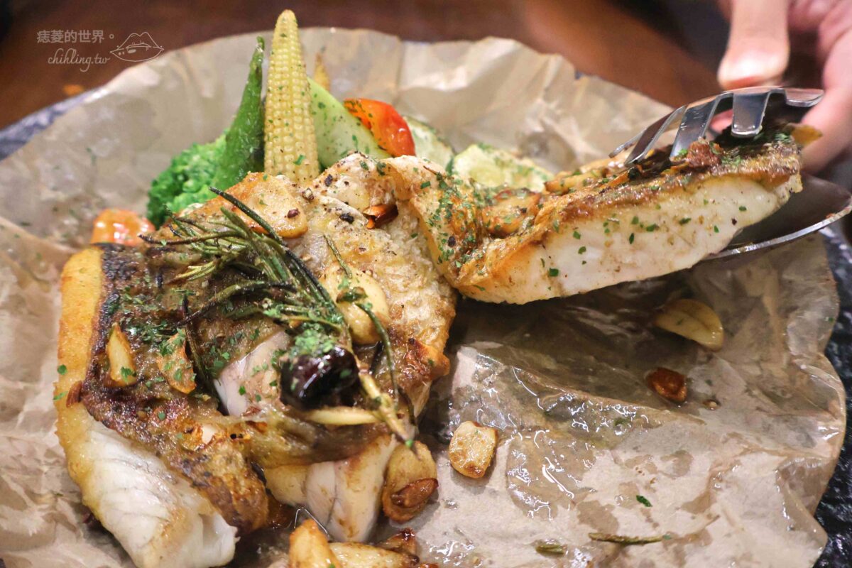 BIBO日咖夜酒：堅持義式料理手法的中和質感餐酒館，軟殼蟹義大利麵、干貝海膽奶油燉飯，道道都驚艷。