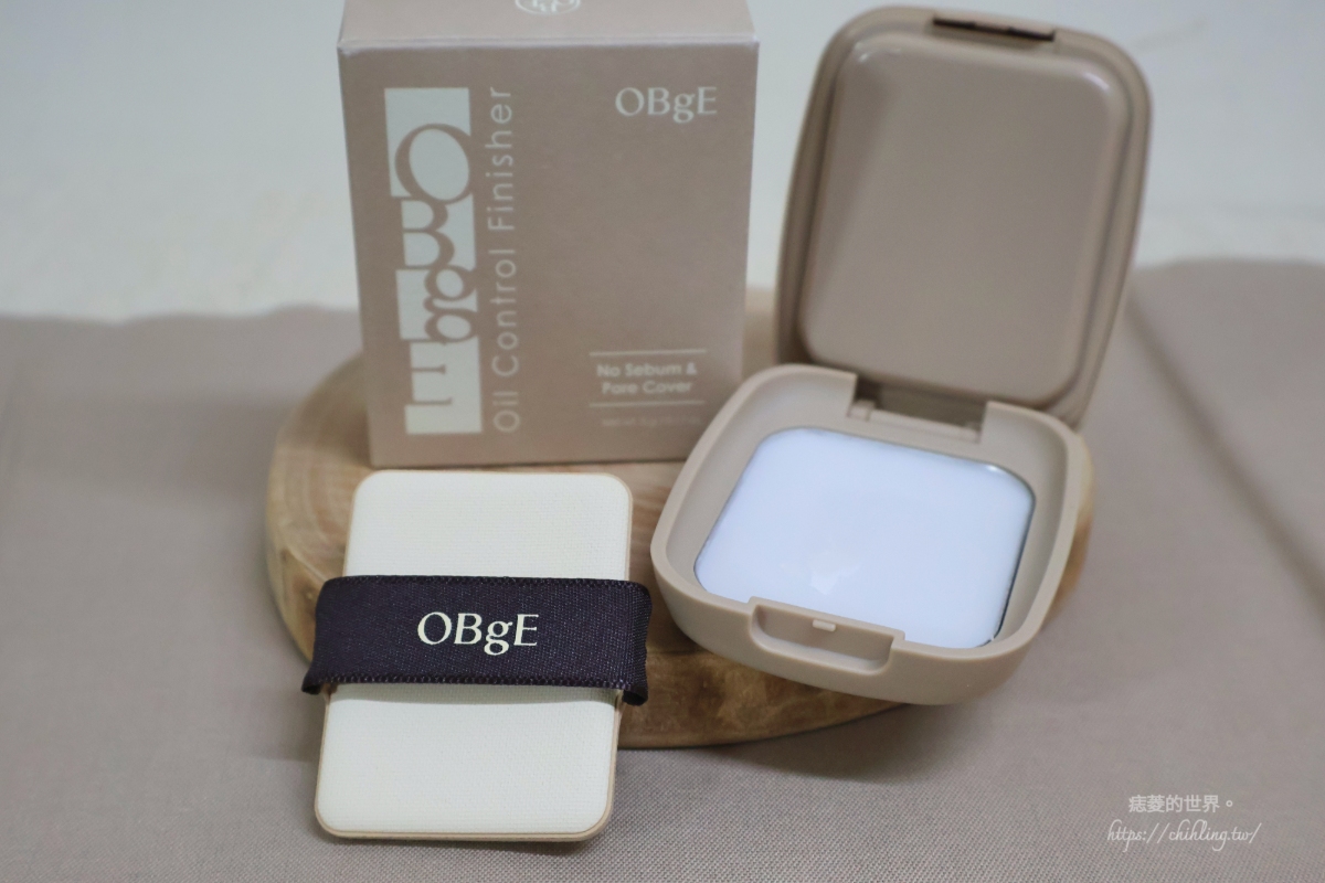 一整天都使用韓國品牌OBgE產品實測持妝度！自然遮瑕素顏霜、涼感水潤定妝噴霧、絲絨凝凍控油蜜粉餅使用心得分享