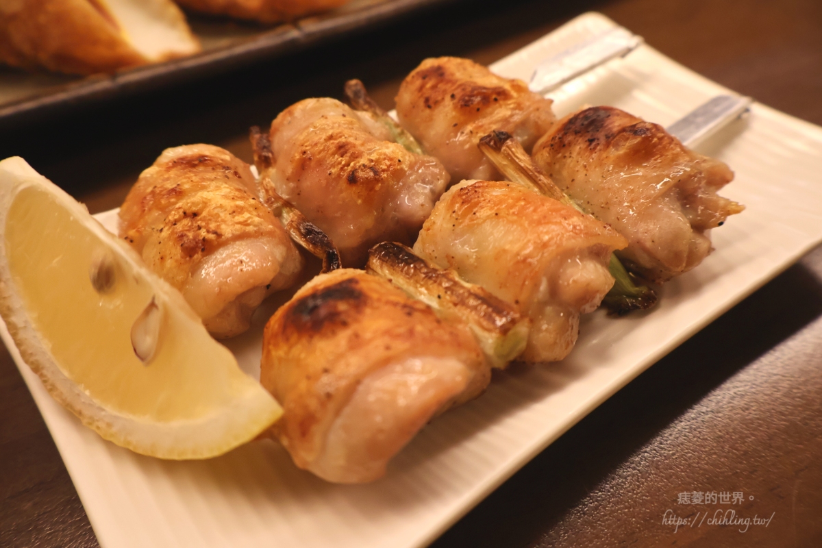 【台北中山】串藏燒鳥居酒屋：串燒、炸物、生魚片、炒物全點得到！吧檯小酌、包廂慶祝都適合的全能居酒屋。