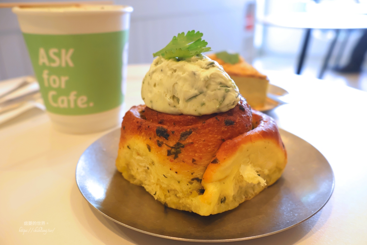 【南京三民站】ASK for Cafe：香菜拿鐵、香菜巴斯克、乳酪香菜捲、香菜可頌沒有點不到，只有你想不到！
