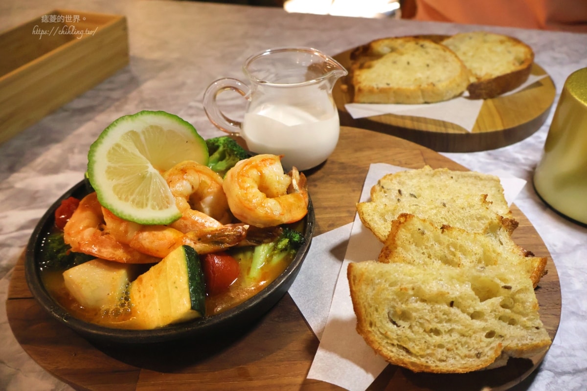 【台北/信義區】成真咖啡 ComeTrue CAFE 台北誠品松菸店:期間限定雪戀草莓舒芙蕾、大份量早午餐,來松菸看展逛街的最佳用餐選擇! - 第5張圖 【台北/信義區】成真咖啡 ComeTrue CAFE 台北誠品松菸店:期間限定雪戀草莓舒芙蕾、大份量早午餐,來松菸看展逛街的最佳用餐選擇!