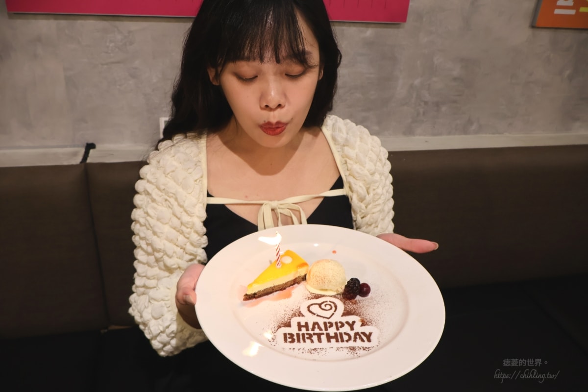 【台北/松山】彩豚屋 八德店:每人880元就能吃烤肉包生菜、韓式蒸蛋、海鮮煎餅、雞白湯,日韓混血烤五花肉專門店等你來發揮創意吃法! - 第29張圖 【台北/松山】彩豚屋 八德店:每人880元就能吃烤肉包生菜、韓式蒸蛋、海鮮煎餅、雞白湯,日韓混血烤五花肉專門店等你來發揮創意吃法!