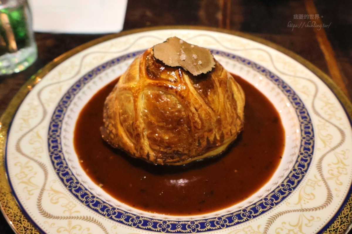 【台北/中山】BeApe法國傳統餐酒館：油煙味好重但還是要吃羅西尼牛排。