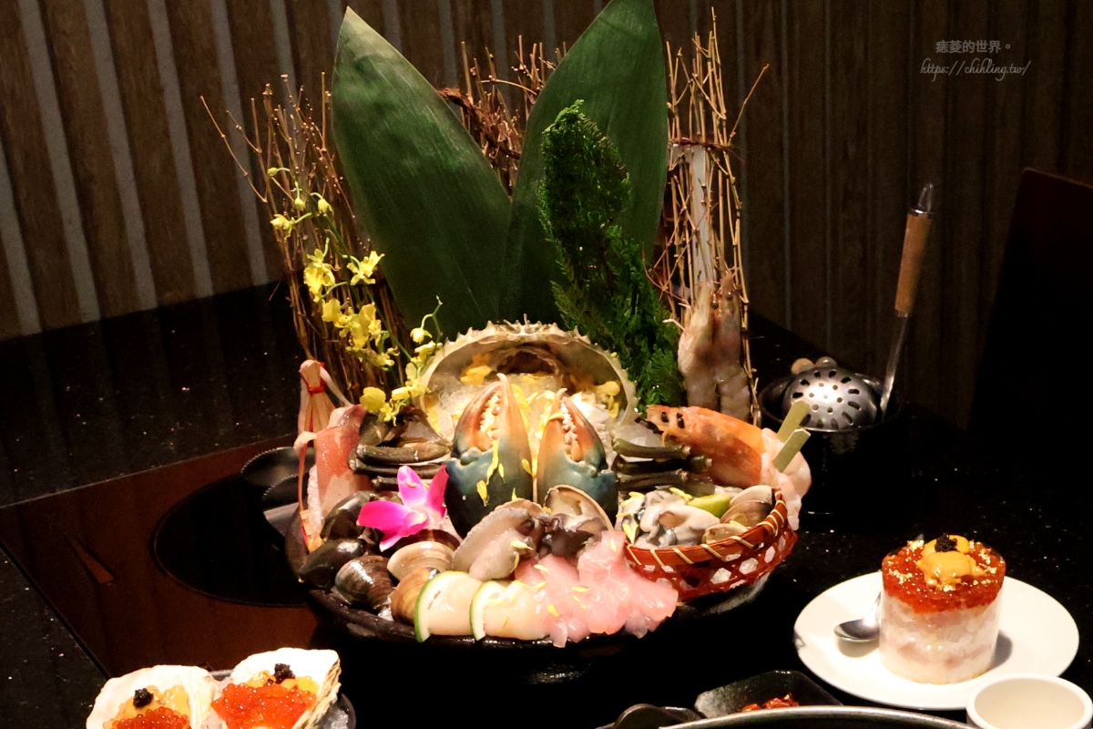 【國父紀念館美食】囍聚精緻鍋物|約會慶生首選專人服務高級火鍋餐廳,青蟳×牛小排海陸套餐超驚艷,滿額再贈爆卵海膽蛋糕! - 第12張圖 【國父紀念館美食】囍聚精緻鍋物|約會慶生首選專人服務高級火鍋餐廳,青蟳×牛小排海陸套餐超驚艷,滿額再贈爆卵海膽蛋糕!
