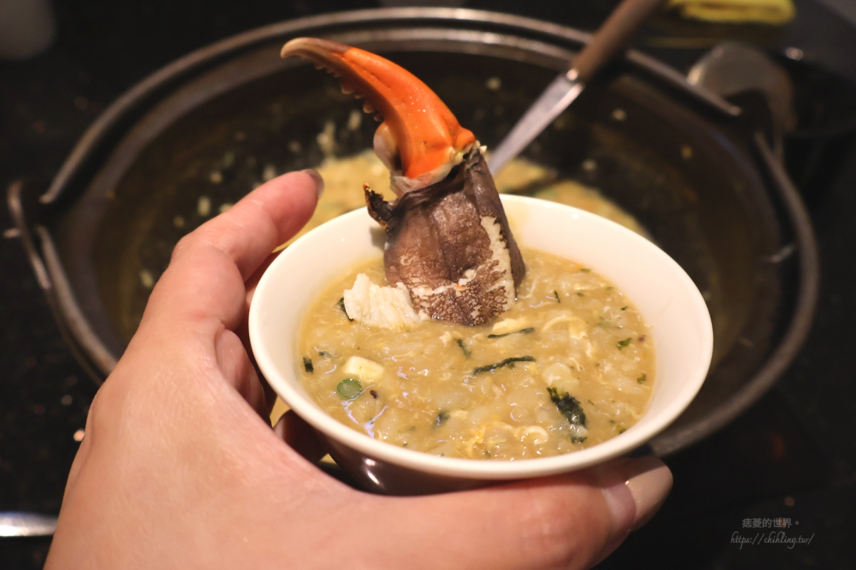 【國父紀念館美食】囍聚精緻鍋物|約會慶生首選專人服務高級火鍋餐廳,青蟳×牛小排海陸套餐超驚艷,滿額再贈爆卵海膽蛋糕! - 第25張圖 台北慶生餐廳推薦_囍聚約會火鍋