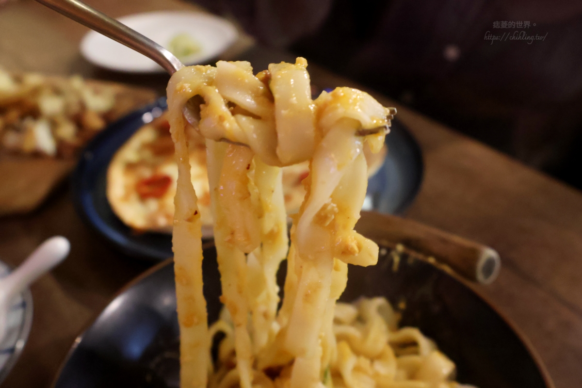 【國父紀念館餐酒館推薦】Pan House Wine & Bistro｜必吃黃金鹹蛋麵、週三生蠔之夜，東區輕鬆聚餐約會首選！