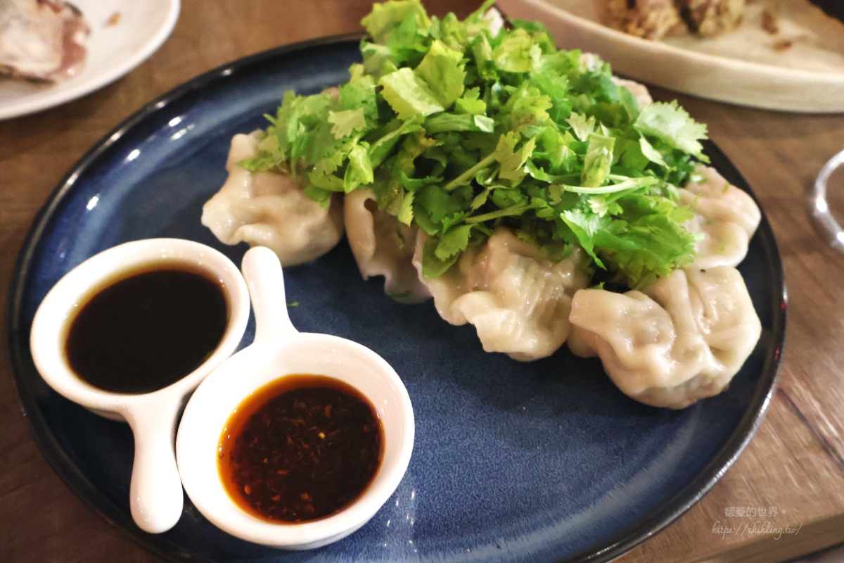 【國父紀念館餐酒館推薦】Pan House Wine & Bistro｜必吃黃金鹹蛋麵、週三生蠔之夜，東區輕鬆聚餐約會首選！