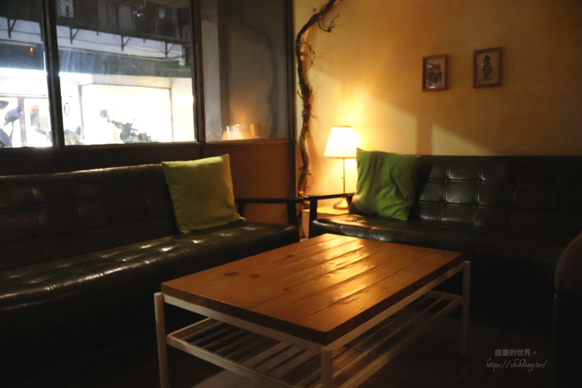 【國父紀念館餐酒館推薦】Pan House Wine & Bistro｜必吃黃金鹹蛋麵、週三生蠔之夜，東區輕鬆聚餐約會首選！