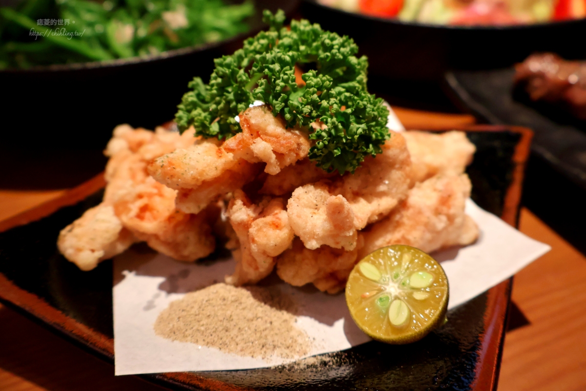 【小巨蛋美食】隱炭｜台北質感日式串燒餐酒館，雞皮仙貝、海膽奶油烏龍麵、自家製午仔魚推薦必點！