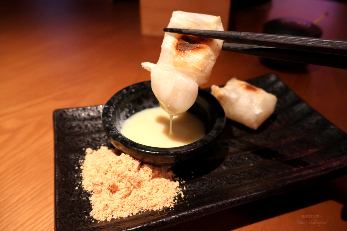 【小巨蛋美食】隱炭｜台北質感日式串燒餐酒館，雞皮仙貝、海膽奶油烏龍麵、自家製午仔魚推薦必點！