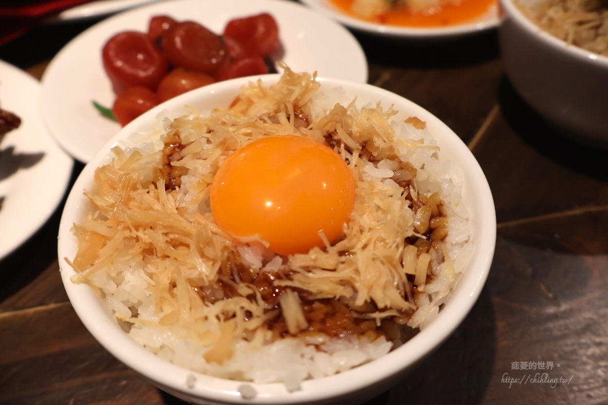 【台北慶生餐廳】好米亞｜濃白砂鍋雞湯必點，大啖人氣冰釀紅燒肉、山楂糖醋肉！台北聚餐餐廳推薦（內附菜單&點餐指南）